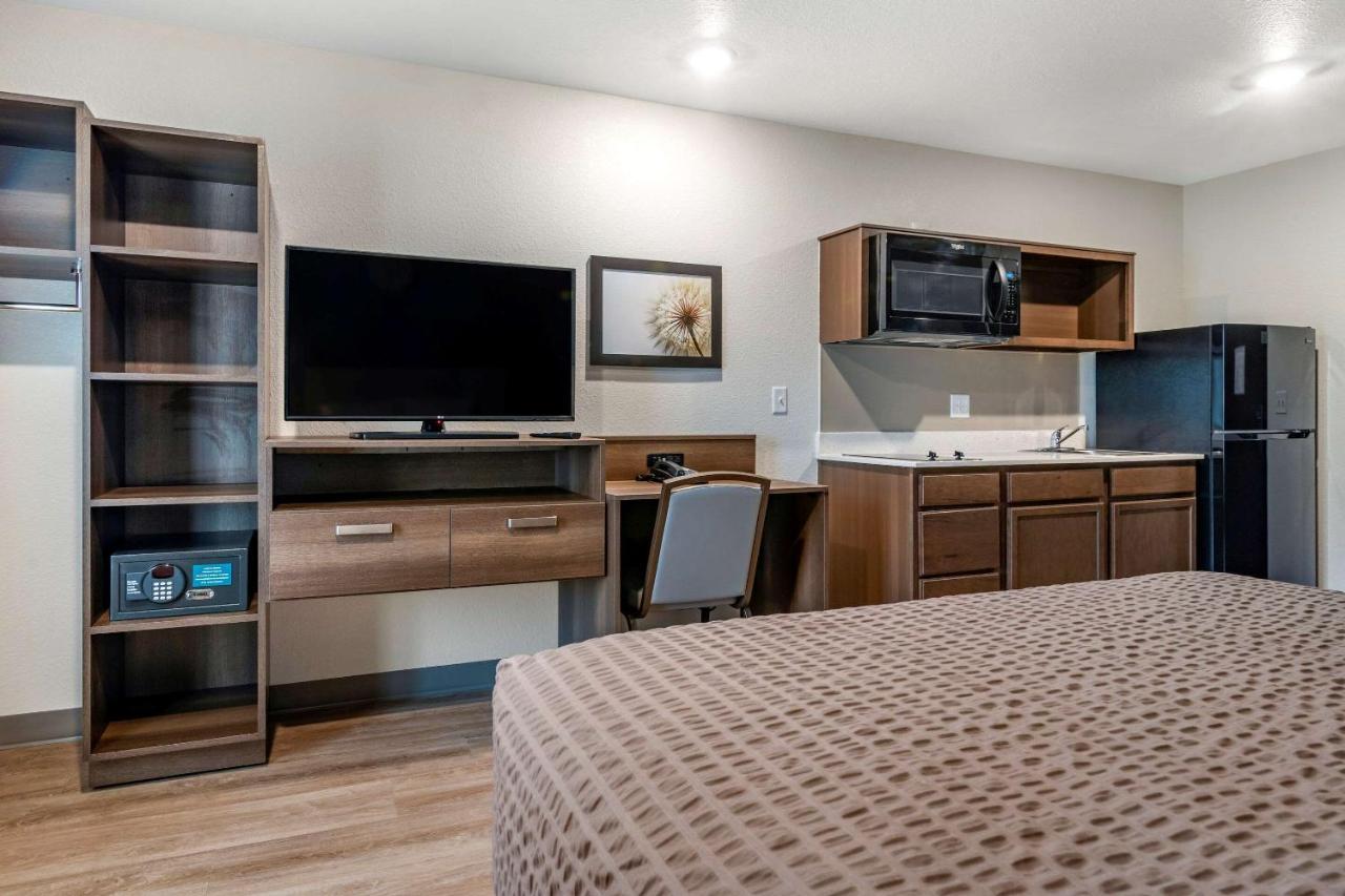 Woodspring Suites Brunswick  Kültér fotó
