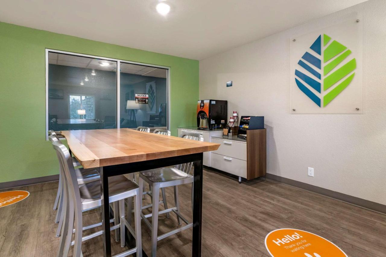 Woodspring Suites Brunswick  Kültér fotó
